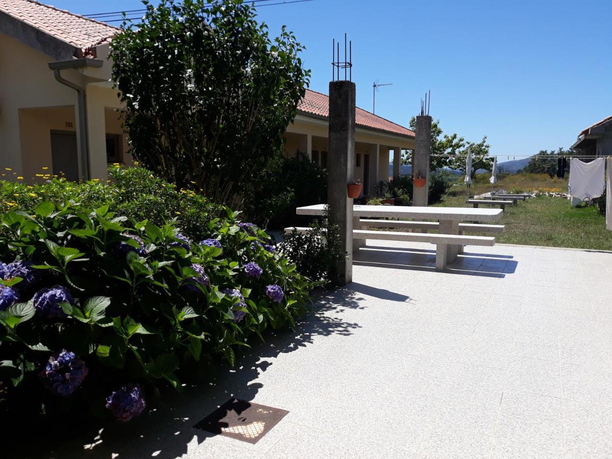 Hotel Pensao Repouso Do Peregrino Paredes de Coura Exterior foto